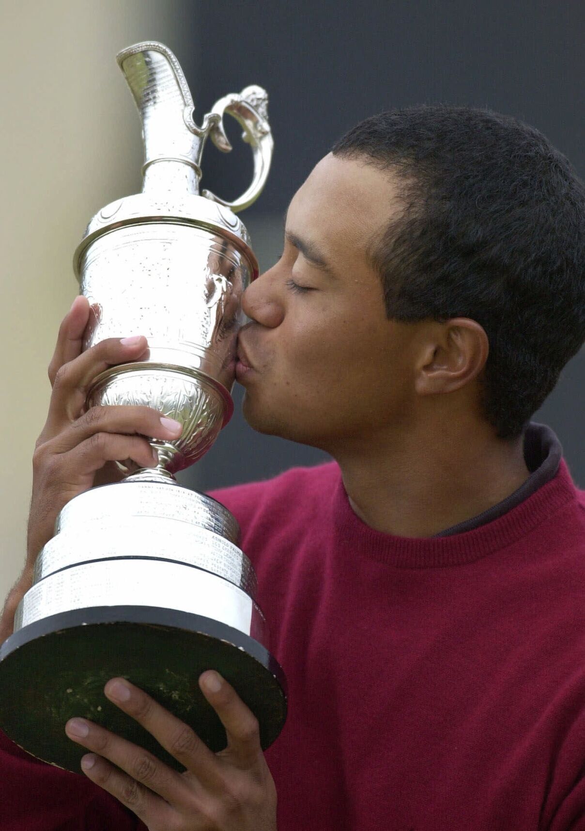 2000: Tiger Woods, at 24, becomes the youngest player to win career Grand Slam